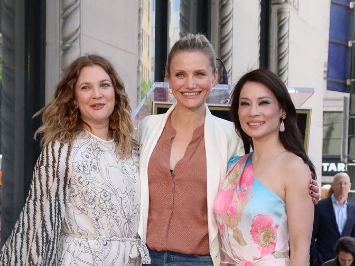 『チャーリーズ・エンジェル』で共演した(左から)ドリュー・バリモア、キャメロン・ディアス、ルーシー・リュー