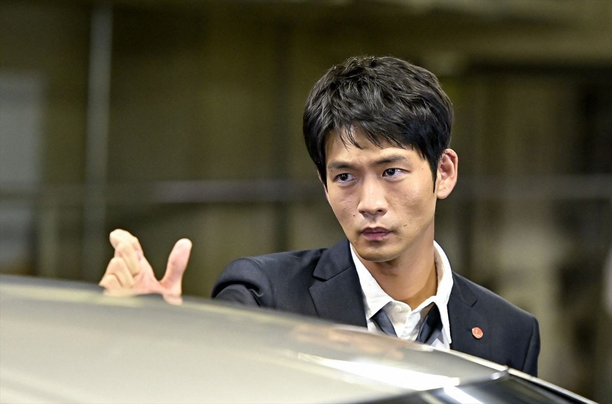『最愛』第3話　“梨央”吉高由里子、脅迫メールで波乱の事業説明会