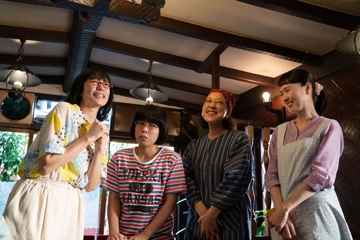 『阿佐ヶ谷姉妹の のほほんふたり暮らし』第3回 エリコとミホ、新ネタが思い浮かばず行き詰まる