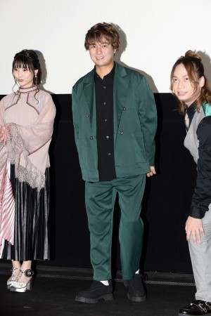 映画『テン・ゴーカイジャー』完成披露舞台あいさつに登場した清水一希