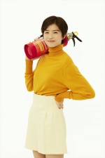 ドラマ『おいハンサム!!』次女・伊藤里香役を演じる佐久間由衣
