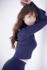 【写真】『サンジャポ』山本里菜アナ、女優顔負けの美ぼう　「日曜日」がテーマのグラビア
