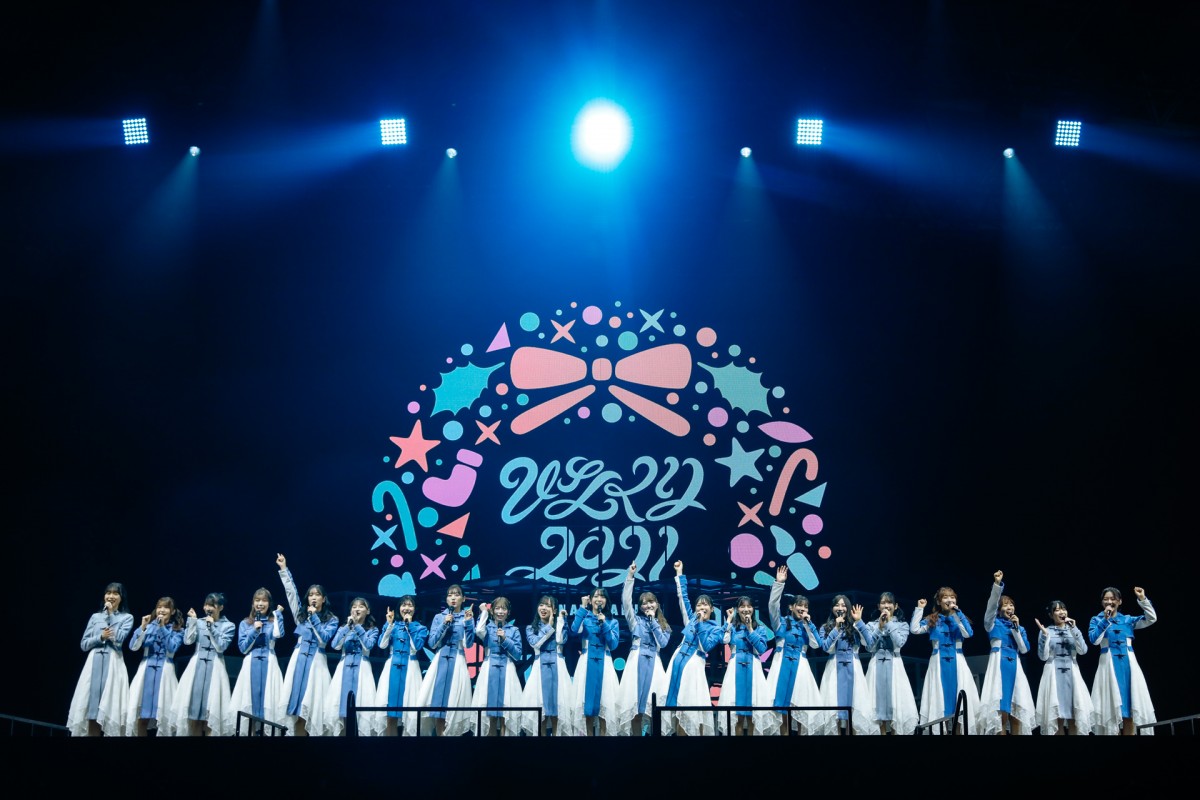 ＜ひなくり2021＞日向坂46、縦横無尽にファン“おひさま”の元へ　笑顔あふれるステージで魅了