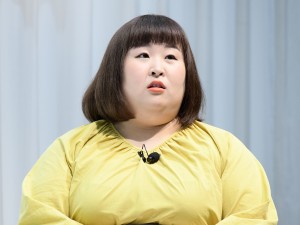 カネカ「ベルギーヨーグルト ピュアナチュール」リニューアル発表会に登場した3時のヒロイン・かなで