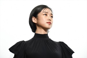 映画『由宇子の天秤』舞台あいさつに登場した河合優実