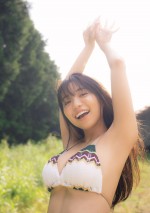 大原優乃、「週刊プレイボーイ」41号（集英社）より