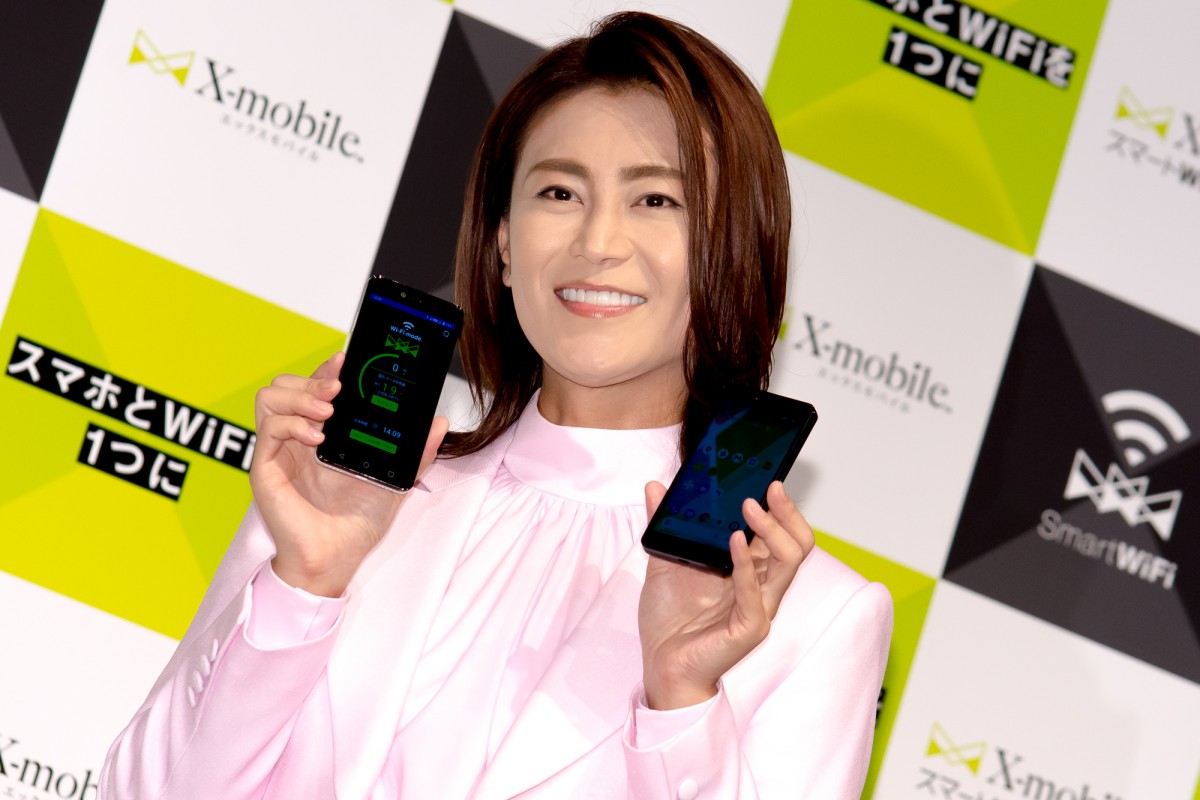 氷川きよし、華やかピンクスーツで登場　50歳に向け「アンチエイジングを心掛けて」
