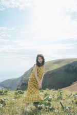 2nd写真集を北海道で撮影した山田杏奈