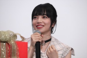 映画『恋する寄生虫』女性限定試写会トークイベントに登場した小松菜奈
