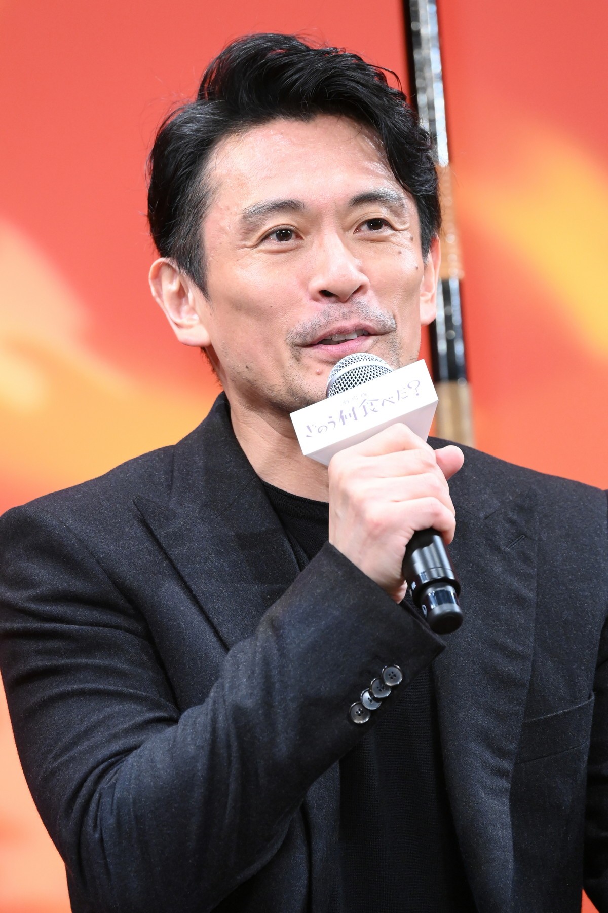 西島秀俊、大好物は「カロリー高いドーナツ」　松村北斗も驚きの食生活明かす