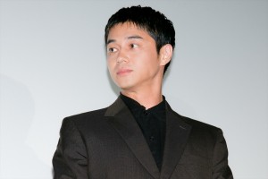 東出昌大、映画『草の響き』公開記念舞台あいさつに登場