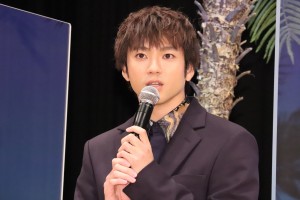 山田裕貴、映画『フラ・フラダンス』完成披露試写会に登場