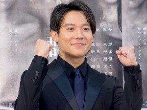 舞台「群盗」制作発表に登場した小出恵介