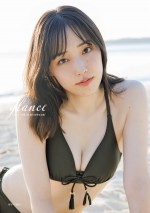 写真集『glance』（オデッセー出版）を発売するモーニング娘。’22・譜久村聖