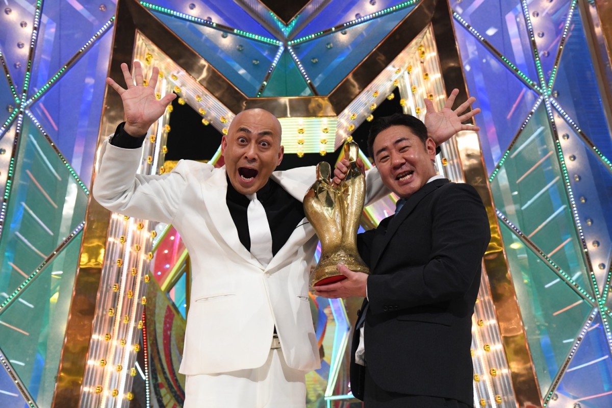 『M-1グランプリ2021』優勝は錦鯉　喜びの涙あふれ「諦めないでやってきて良かった」