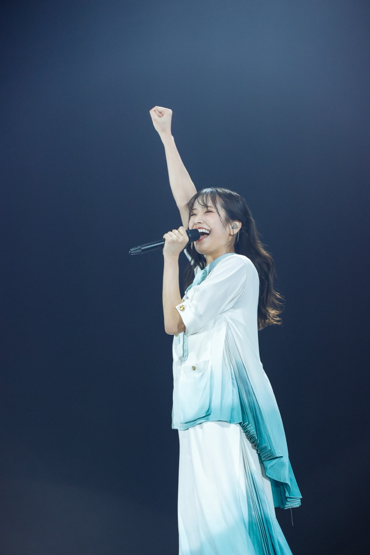 ＜ひなくり2021＞日向坂46、縦横無尽にファン“おひさま”の元へ　笑顔あふれるステージで魅了