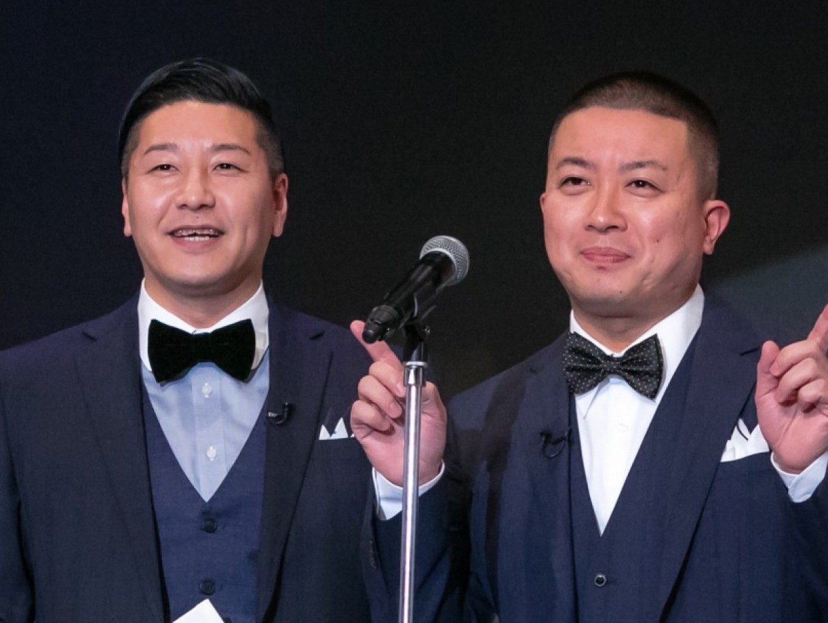 チョコレートプラネット(左から長田庄平、松尾駿)