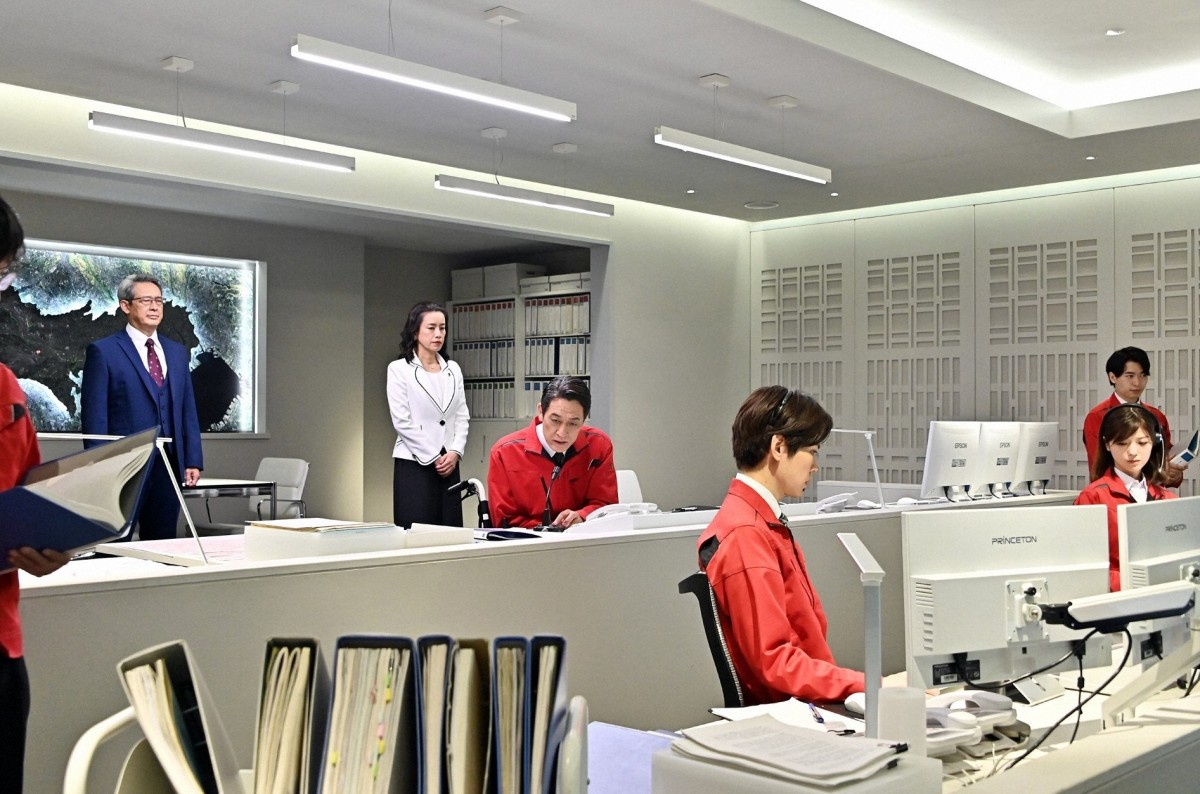 『TOKYO MER』“喜多見”鈴木亮平と“千住”要潤のグータッチに視聴者涙「胸熱すぎる」