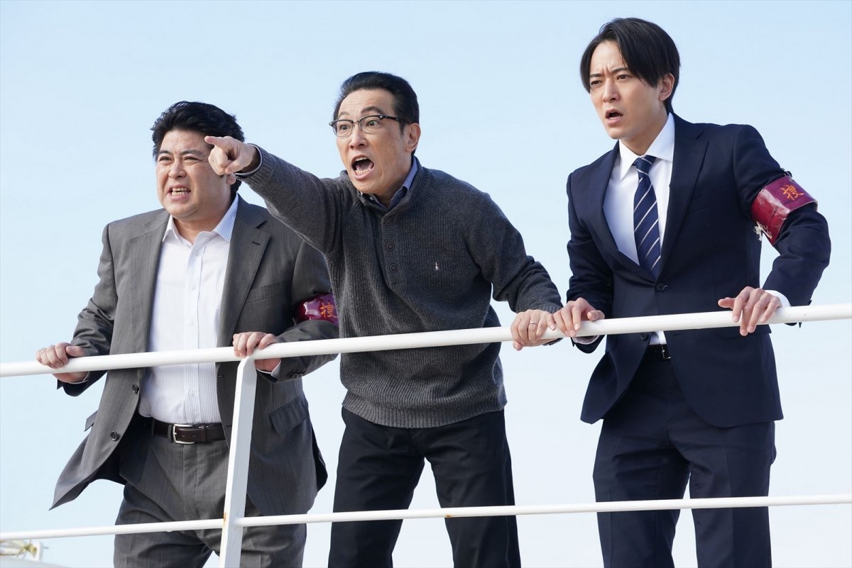 『あなたの番です 劇場版』“菜奈”原田知世＆“翔太”田中圭のラブラブ新郎新婦姿も　場面写真一挙解禁