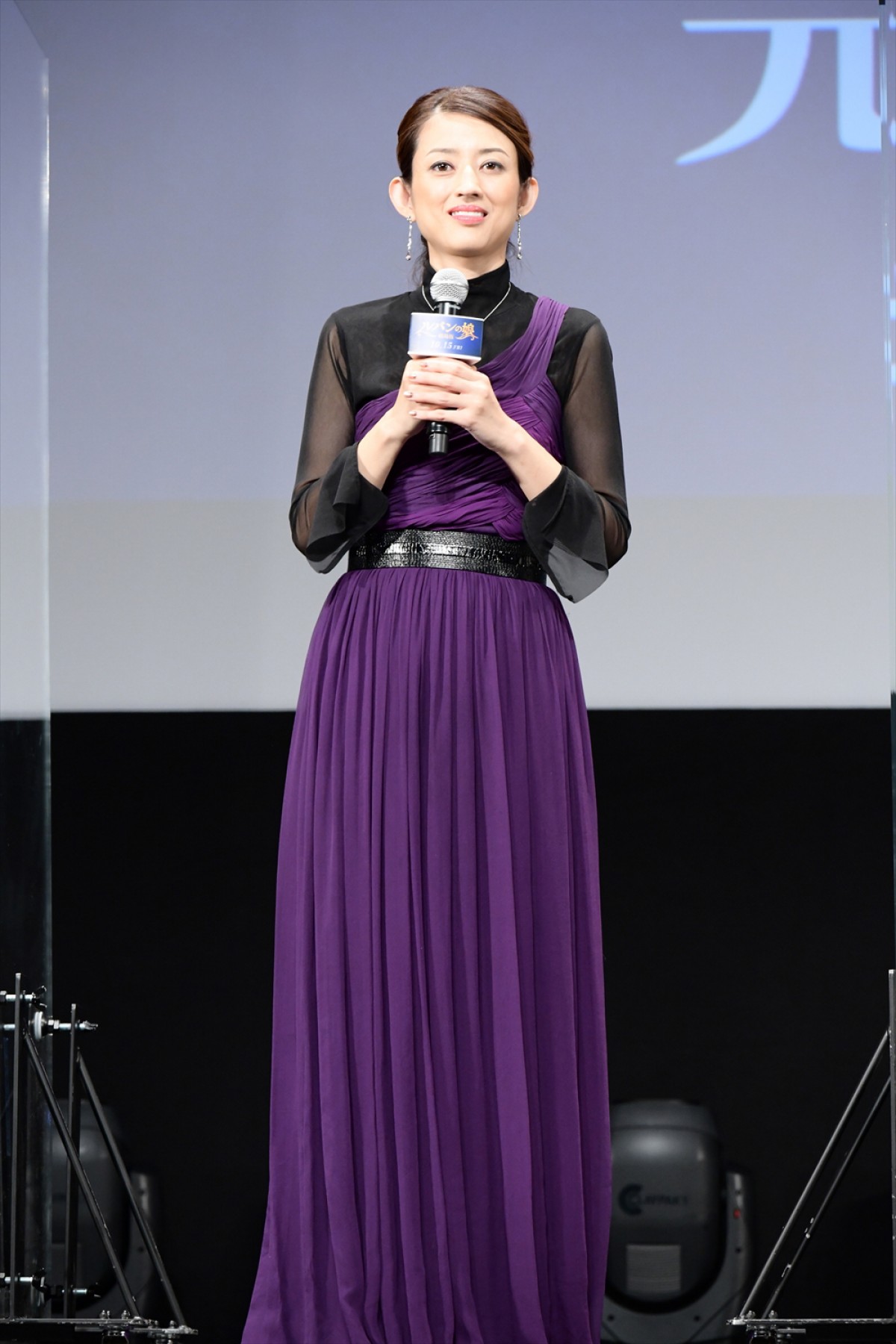 深田恭子、復帰後初の公の場　笑顔で「すごくドキドキしています」