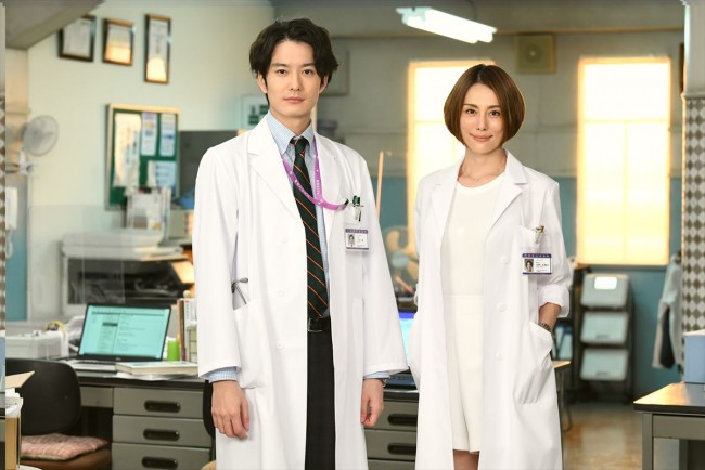 『ドクターX~外科医・大門未知子~』第7シリーズ第1話にゲスト出演する岡田将生と主演の米倉涼子