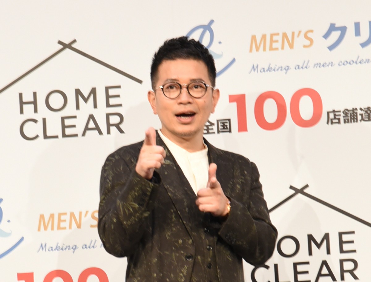 宮迫博之、コンビ解散は「お互いに前向きに」　2年ぶり大量報道陣に困惑