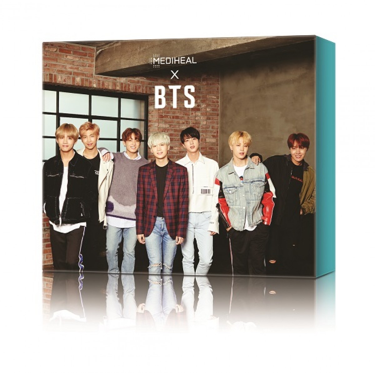 BTS、日本初上陸グッズや神写真集も販売！