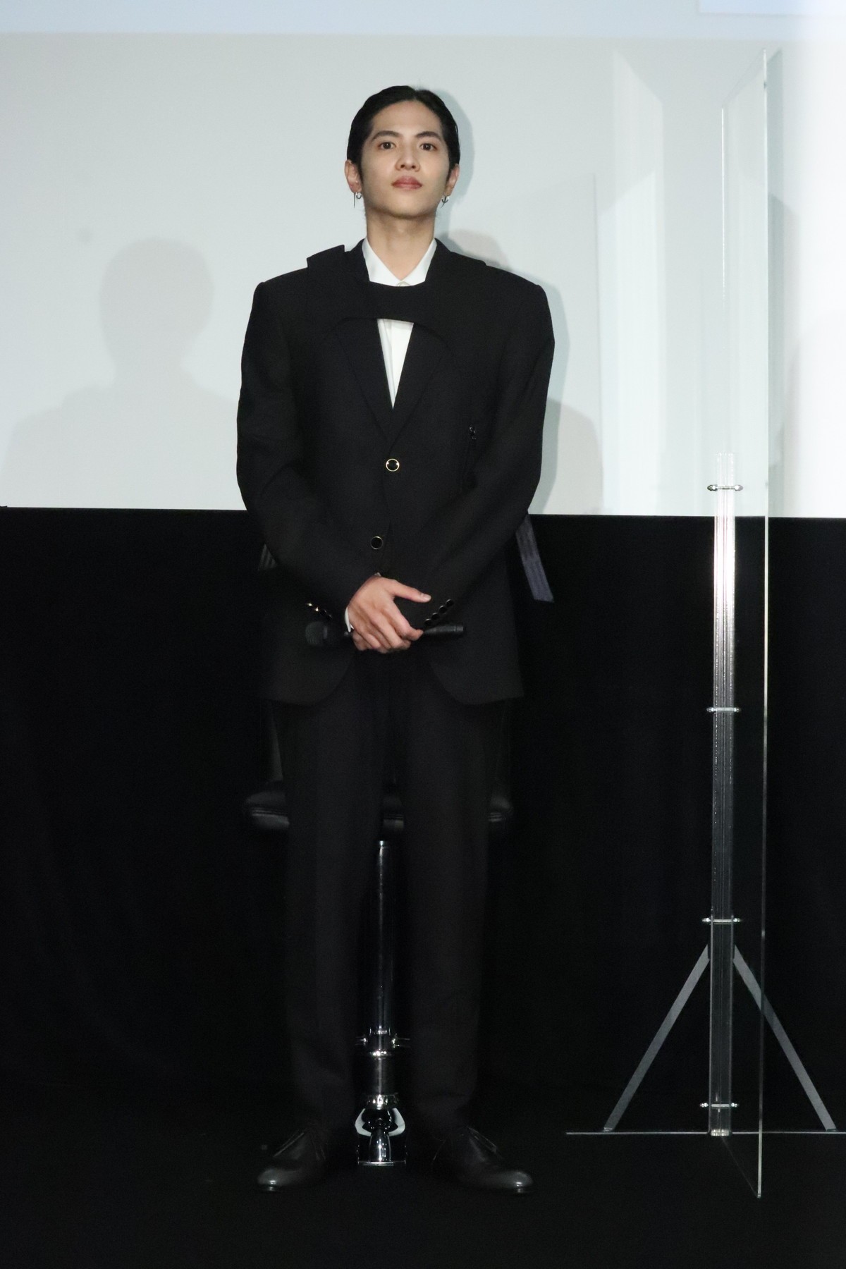 有村架純＆志尊淳、コロナ禍で働く人の“声なき声”に気付き「人と話すことを大事にしたい」