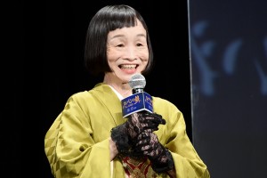 『劇場版 ルパンの娘』完成披露舞台挨拶に登場したどんぐり