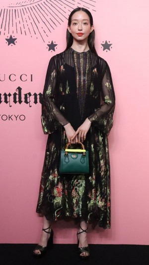 「Gucci Garden Archetypes」展 フォトコールに登場した松島花