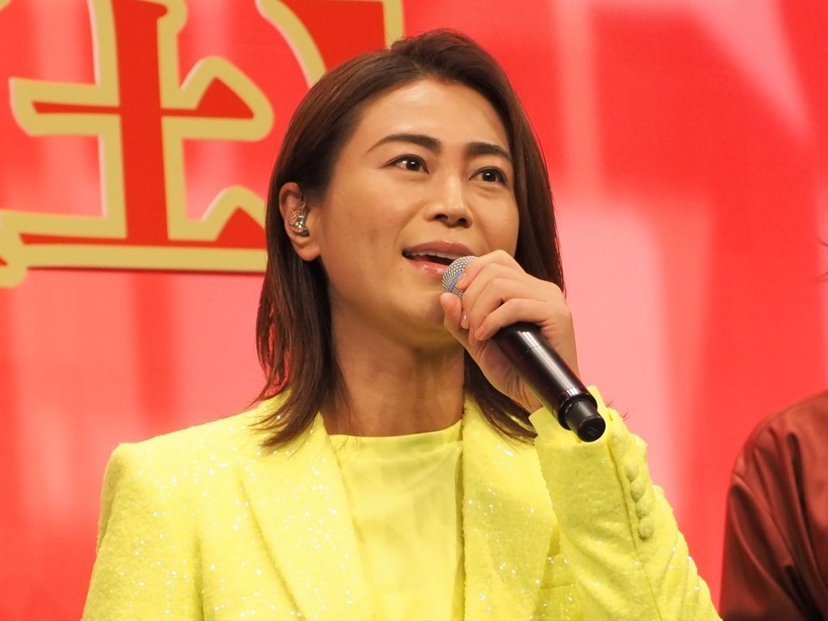 天海祐希、氷川きよしの歌唱でノリノリダンスを披露「頼まれてもないのに踊っちゃった！」