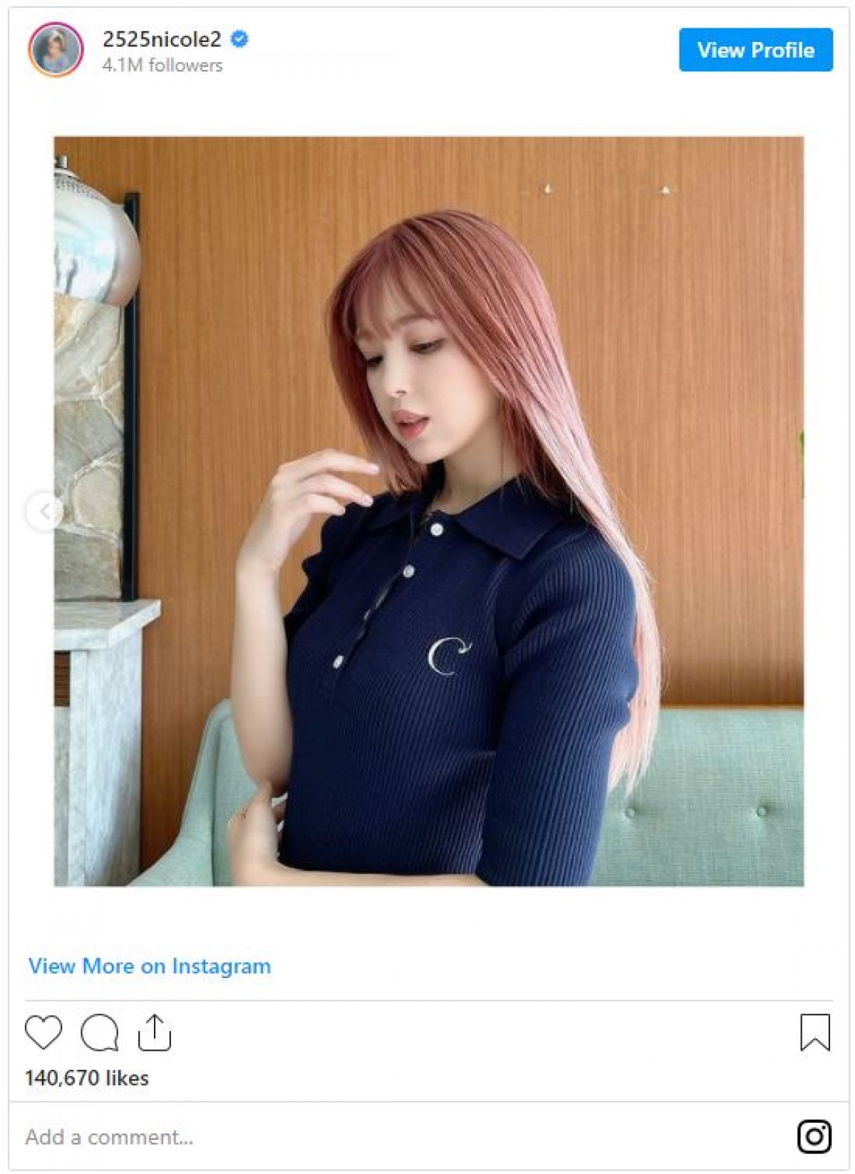 藤田ニコル、10代以来の久々ピンクヘアが大好評「かわいい」「似合ってる」