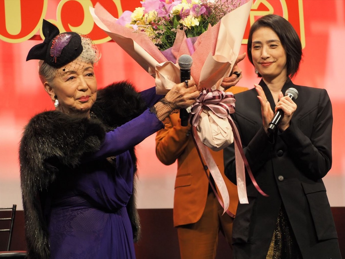 天海祐希、氷川きよしの歌唱でノリノリダンスを披露「頼まれてもないのに踊っちゃった！」