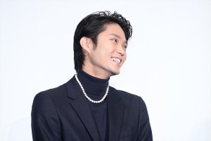 磯村勇斗、映画『きのう何食べた？』初日舞台あいさつに登場