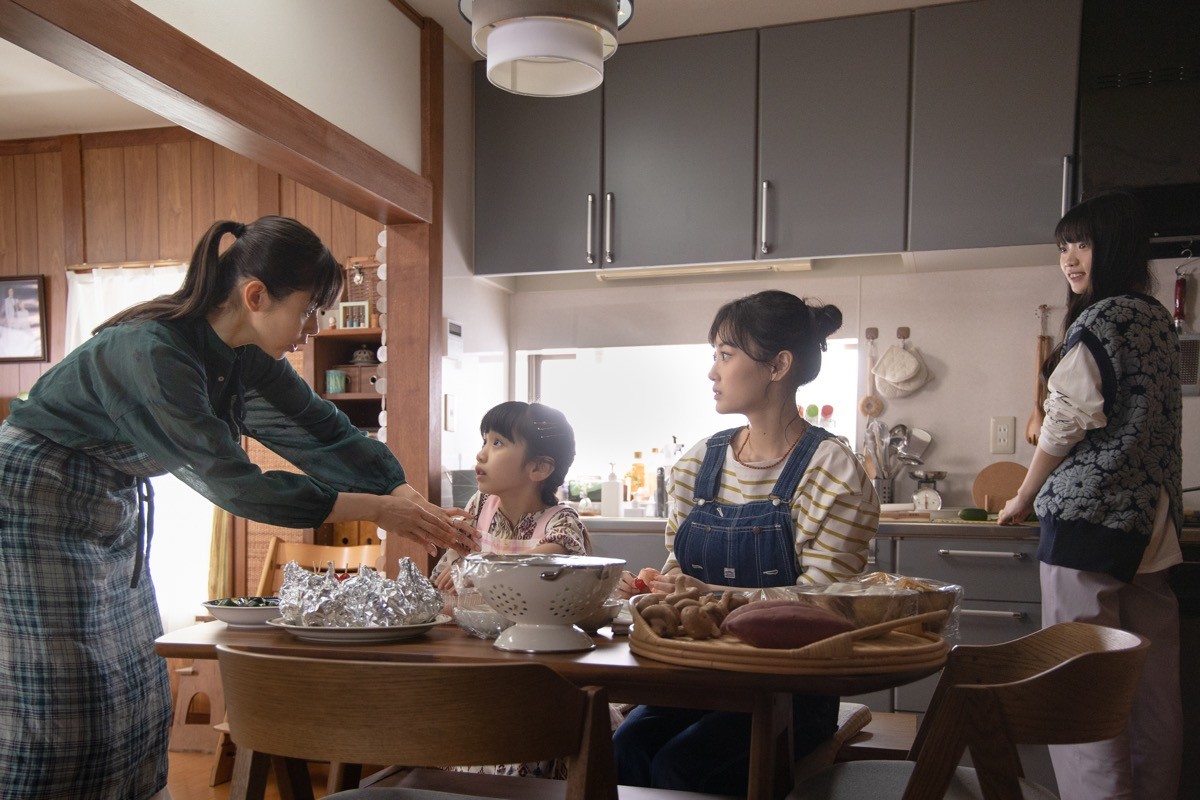 『じゃない方の彼女』第8話　地獄のバーベキューが開幕！　状況はカオスに
