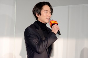 浅香航大、『あなたの番です 劇場版』初日舞台あいさつに登場
