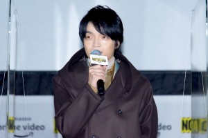 ドラマ『No Activity／本日も異状なし』配信記念ドライブインシアター イベントに登場した岡山天音