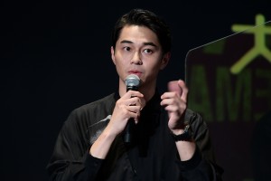 映画『コンフィデンスマン JP』大感謝祭 2021!!に登場した東出昌大