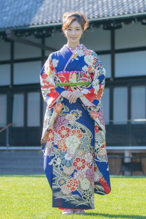 2022年オスカープロモーション新春晴れ着撮影会に登場した宮本茉由