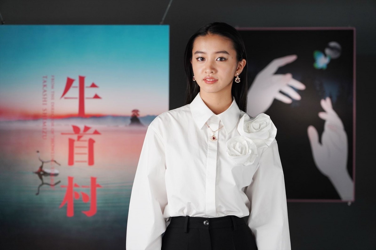 映画『牛首村』主演するKoki,