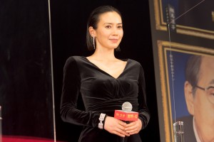 映画『総理の夫』完成披露試写イベントに登場した中谷美紀
