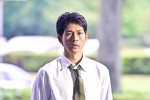 宮崎大輝役の松下洸平　『最愛』第1話場面写真