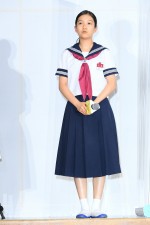 ドラマ『おいしい給食 season2』記者会見に登場した山崎玲奈