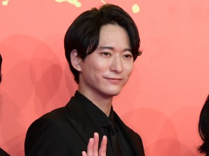 『あなたの番です 劇場版』完成報告会に登場した浅香航大