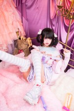 高嶺ヒナ1stフォトブック『Lalka 〜偶像少女〜 HINA TAKANE PHOTOBOOK』よりアザーカット