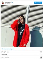 安達祐実、滝藤賢一のTシャツを着てご満悦　※「安達祐実」インスタグラム