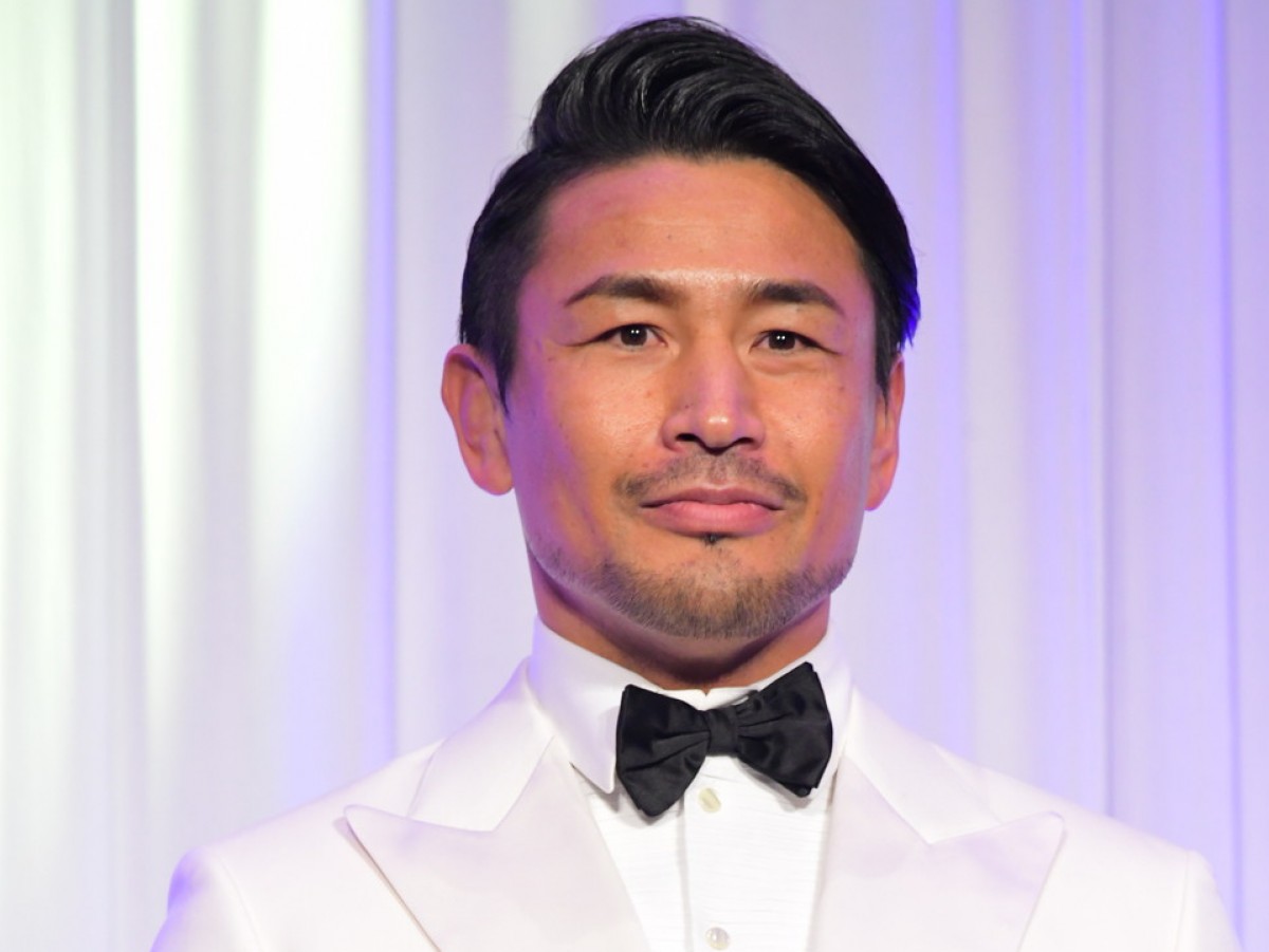 魔裟斗、夫婦で筋トレ　妻の成長に喜び「身体にメリハリが付いてきた」