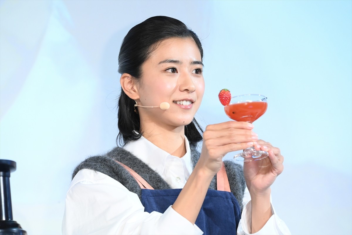 黒島結菜、朝ドラ始まる2022年は「忙しいことも全力で楽しめたら」