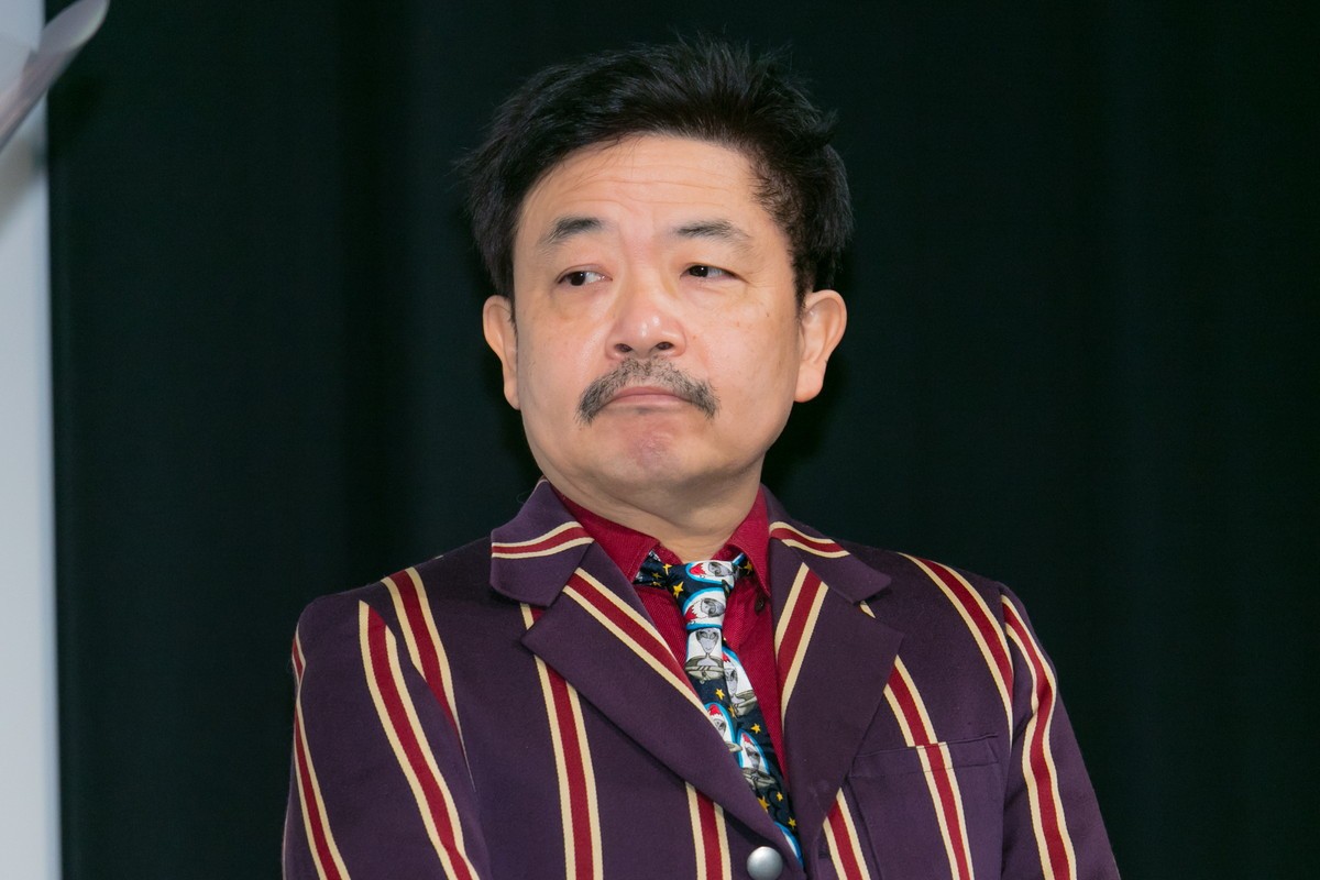 モーガン茉愛羅、ふっくらお腹で登壇　客席からの祝福の声に笑顔