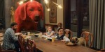 映画『でっかくなっちゃった赤い子犬 僕はクリフォード』場面写真